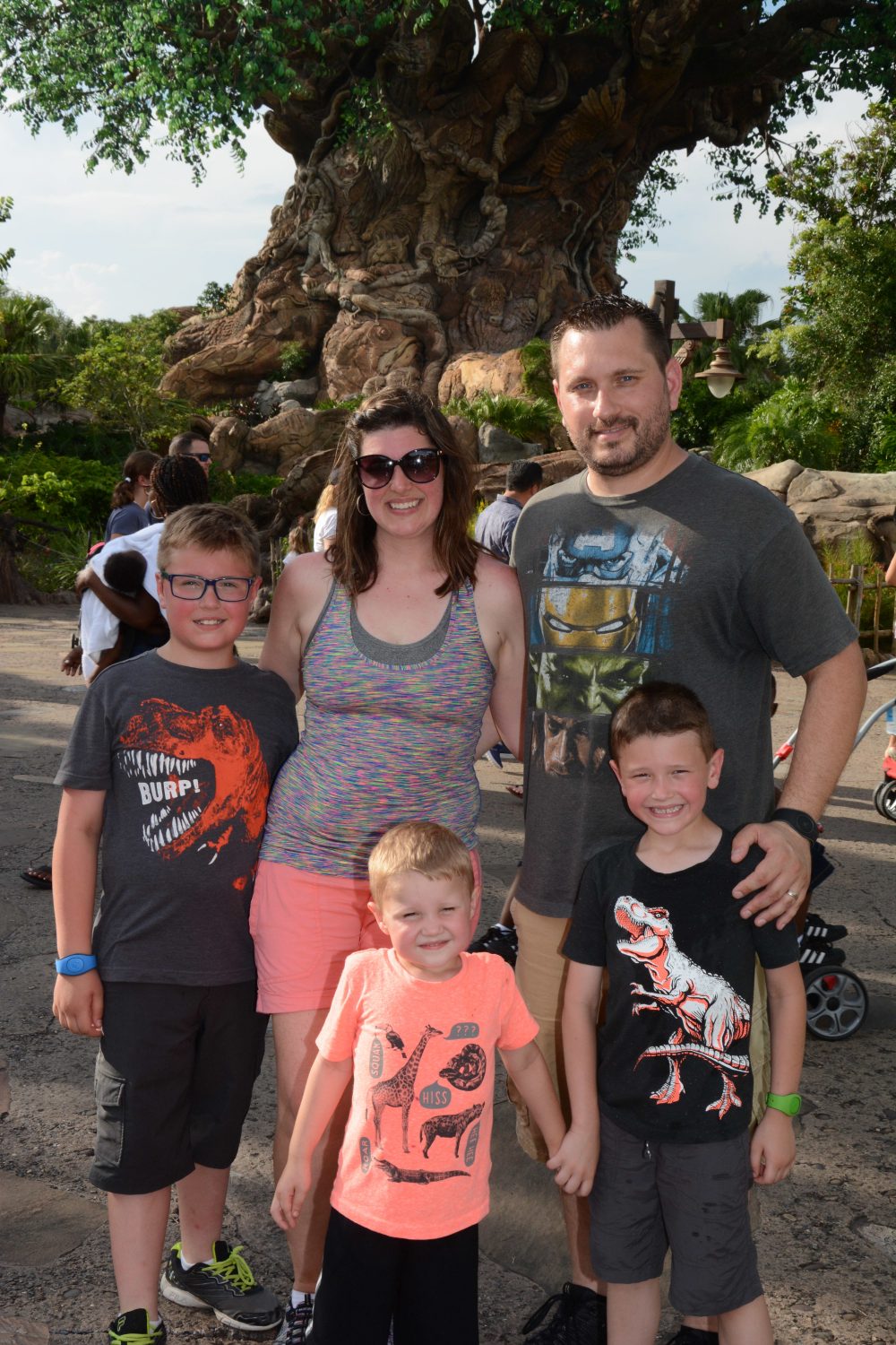 Family photo at Animal Kingdom in Disney
