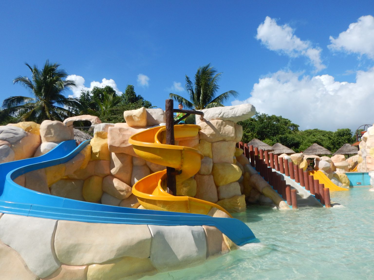 Vacation Rentals: Sandos Resorts | Everywhere They Roam