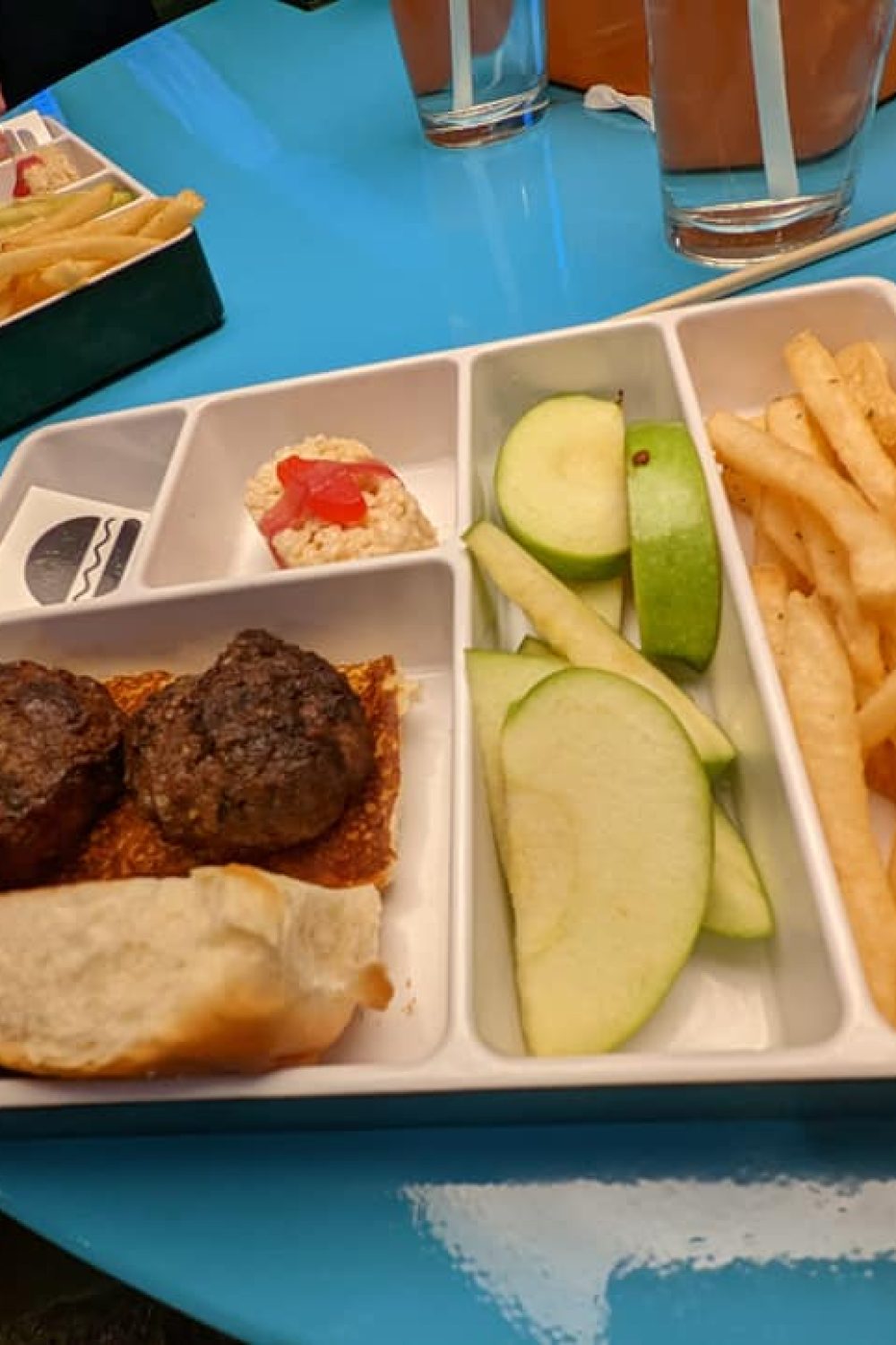 Cowfish-Mini Burgers Kid's Meal