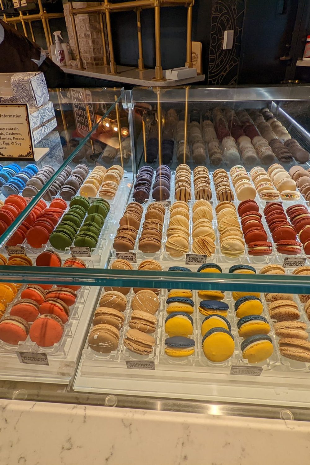 Toothsome-Macarons