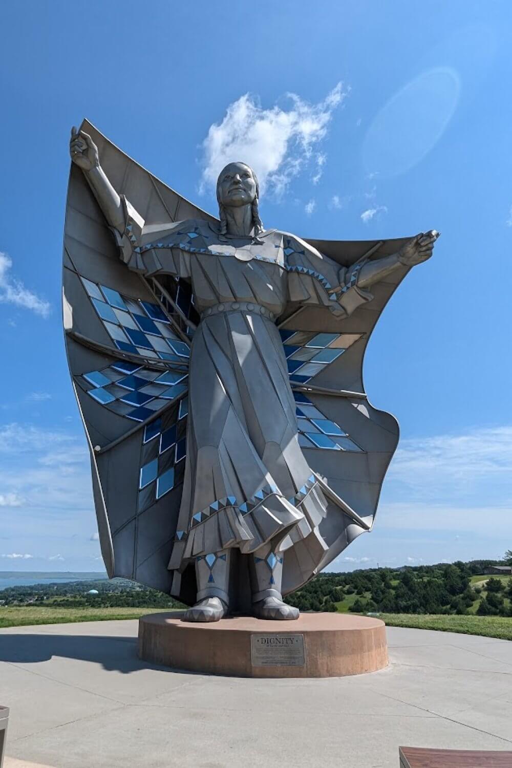 Dignity of Earth and Sky Statue