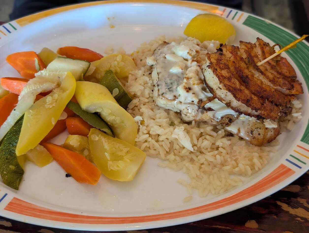 Fresh seafood platter from Hog
