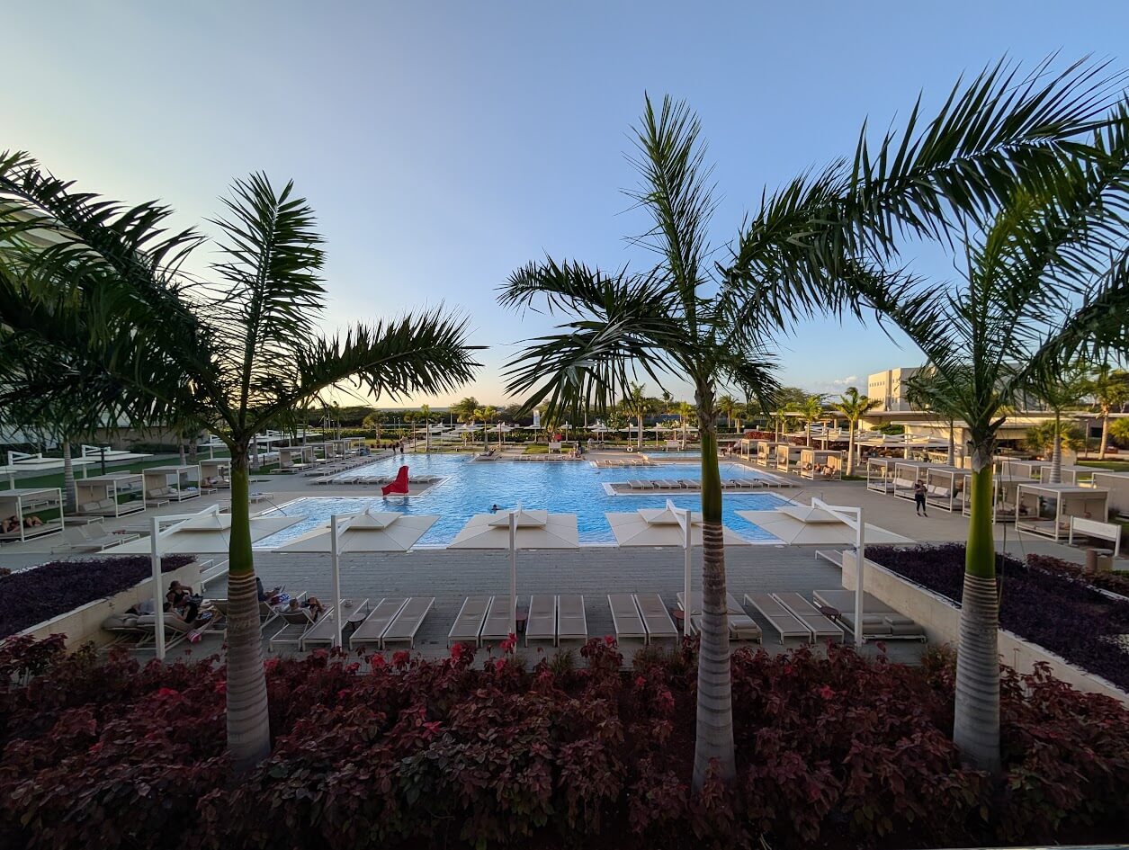 Pool at Embassy Suites Aruba
