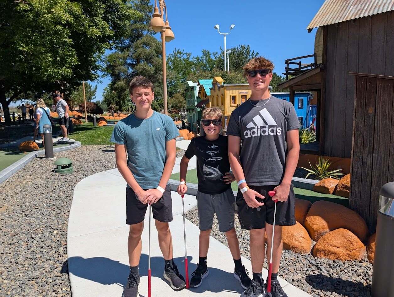Putt Putt at Wahooz Family Fun Zone